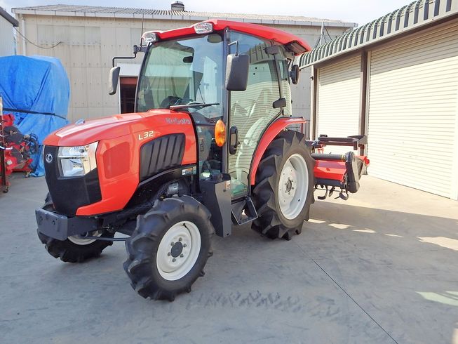 トラクター L32HCQMAEWF8C　整備済（SL32) 動画有 ロータリ1.6m変更可 写真２